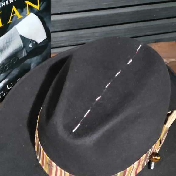 Brown Restyled Classic Fedora - Picture 2 of 5